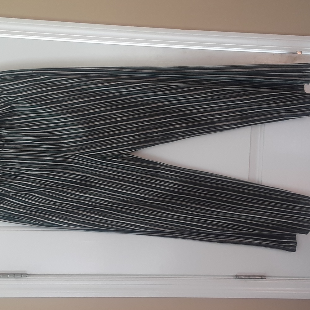The Korner Striped Dress Pants